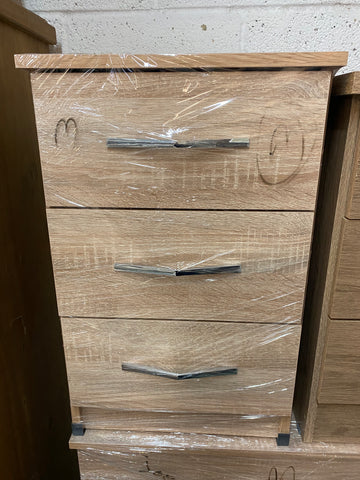 UK Furniture 3 Drawer Bedside Chest in Oak Effect Veneer