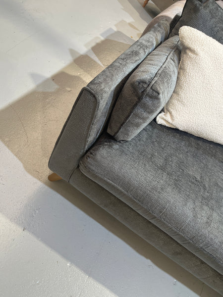Petra large corner sofa in Padua Graphite