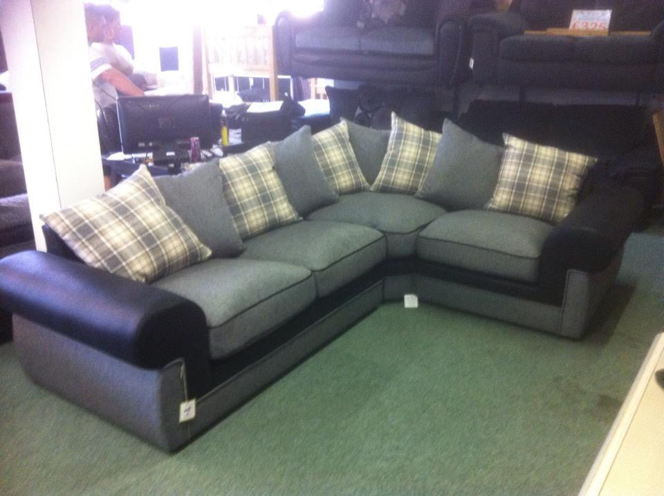Zita Small Corner with Metal Action Pullout Sofabed