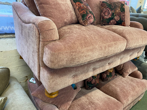 3 Seater sofa in Manhatten Pink
